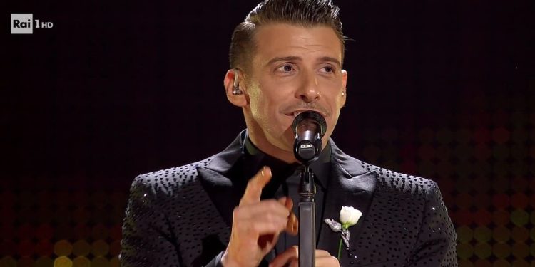 Francesco Gabbani a Sanremo 2025