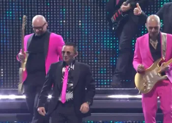 Abiti Sanremo 2025 Modà