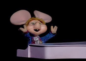 Topo Gigio alla serata duetti di Sanremo 2025