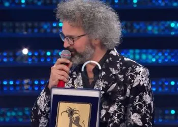 Simone Cristicchi vincitore del premio Bigazzi a Sanremo 2025
