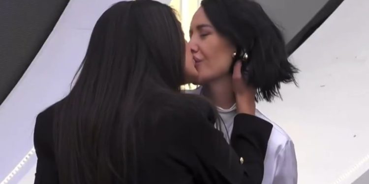 Jessica Morlacchi e Zeudi Di Palma al Grande Fratello (Foto: Screen)