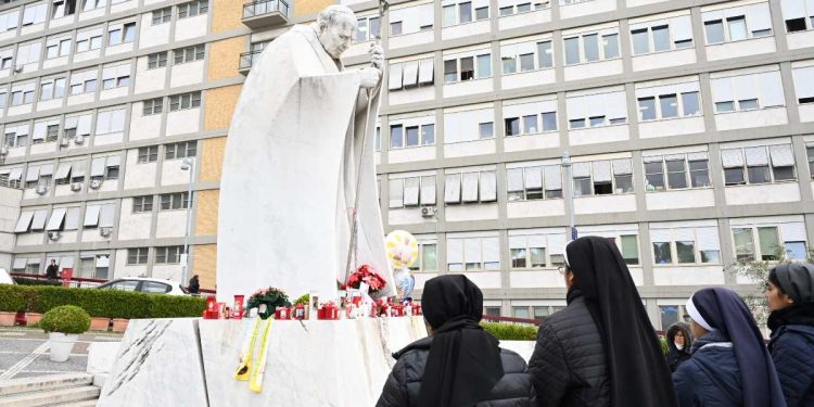 Papa Francesco, ricovero ospedale Gemelli