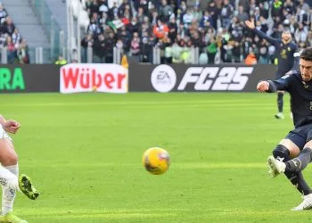 Dusan Vlahovic segna in Empoli Juventus di Serie A (Foto ANSA)