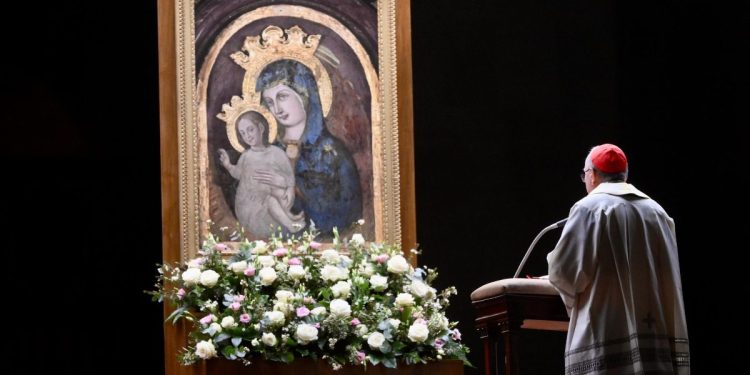 Rosario per il Papa con il Card. Parolin