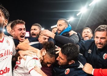 Il gruppo del Bari esulta (da facebook.com/sscalciobari)