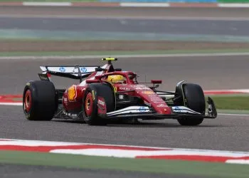Diretta test Formula 1 Bahrain 2025 Ferrari Hamilton