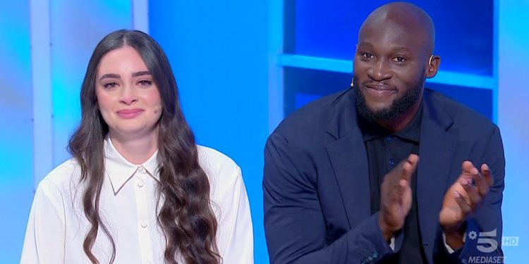 Francesca, Emanuele e Lukaku a C'è posta per te 2025