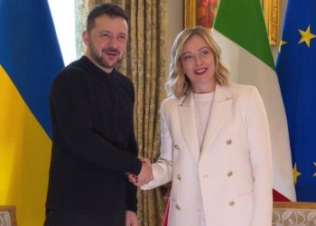 Meloni con Zelensky