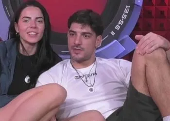 Confronto tra Shaila Gatta e Lorenzo Spolverato al Grande Fratello (Foto Screen: Mediaset Infinity)