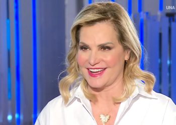 Simona Ventura opinionista Isola 2025 (Foto screen: RaiPlay)