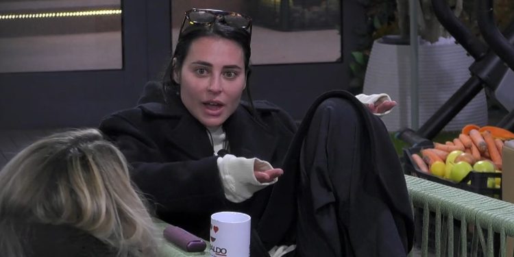 Mariavittoria Minghetti e Chiara Cainelli al Grande Fratello (Foto: Screen)