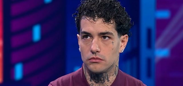 Tony Effe a Stasera C'è Cattelan (Foto: Screen)