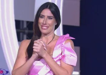 Amanda Lecciso fuori dal Grande Fratello problemi (Foto Screen: Mediaset Infinity)