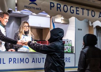Un Food Truck di Progetto Arca e JTI Italia