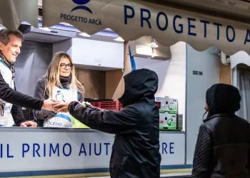 Un Food Truck di Progetto Arca e JTI Italia