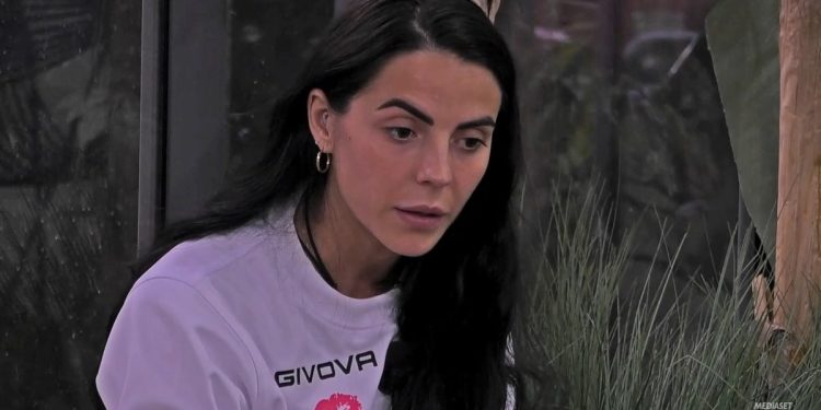 Shaila Gatta perde le staffe al Grande Fratello (Screen Mediaset Infinity)