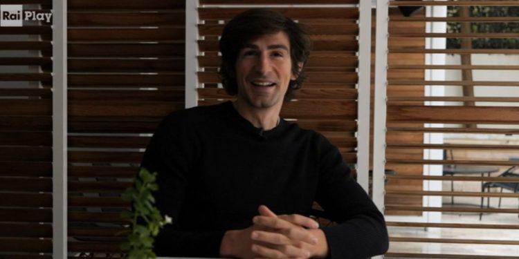 Lorenzo Luporini a "Touch" (Foto: screen Raiplay)