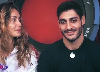 Grande Fratello, aereo speciale per Helena e Javier (Foto Screen: Mediaset Infinity)