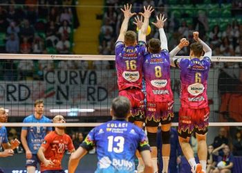 Perugia e Monza nell'andata dei quarti di Champions League (da facebook.com/SirSafetyPerugiaVolley)