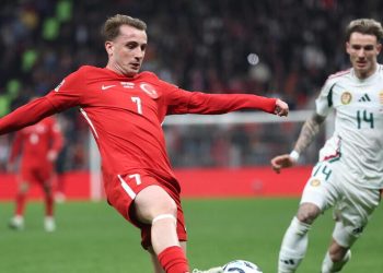 Kerem Akturkoglu in azione in Turchia Ungheria di Nations League (Foto ANSA)