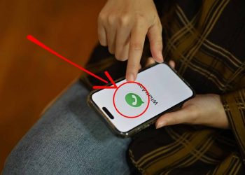 whatsapp tieni premuta icona