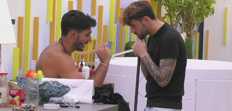 Alfonso D'Apice e Javier Martinez al Grande Fratello (Foto: Screen)