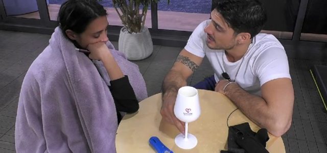 Lorenzo Spolverato e Mariavittoria Minghetti al Grande Fratello (Foto: Screen)