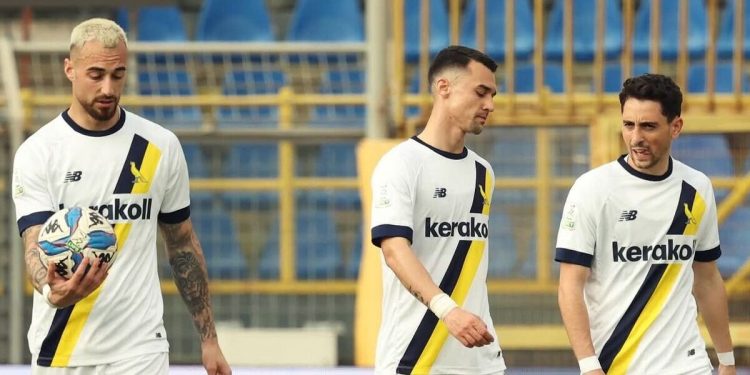 La delusione dei calciatori del Modena (dalla pagina Facebook del Modena)