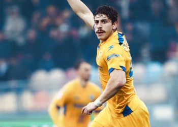 Mateus Lusuardi con la maglia del Frosinone (da facebool.com/Frosinone1928)