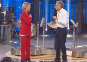 Maria De Filippi e Paolo Bonolis (foto: screen Mediaset Infinity)