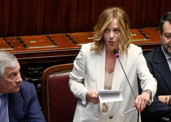 Antonio Tajani (s), Giorgia Meloni e Matteo Salvini alla Camera nel giugno 2024 (Ansa)