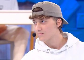 Chi sono i genitori di Vybes Amici 24