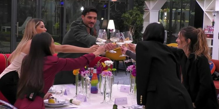 Concorrenti Grande Fratello, brindisi