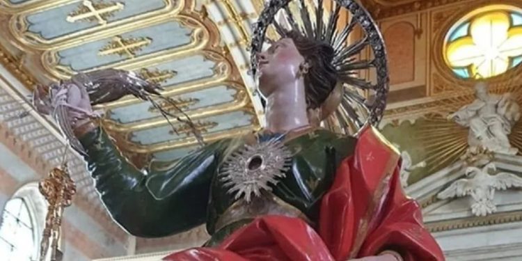 Sant'Irene Vergine, la statua nella Chiesa di Altamura (Foto Web)