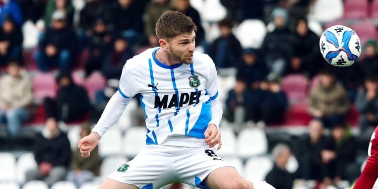 Andrea Ghion stacca con il Sassuolo (da facebook.com/officialsassuolocalcio)