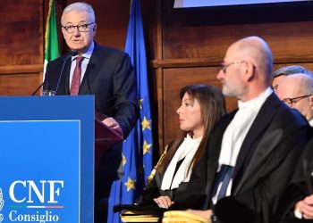 Mantovano, convegno CNF