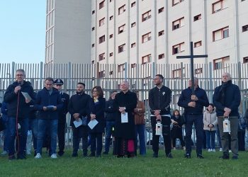 La Via Crucis intorno al carcere di Padova