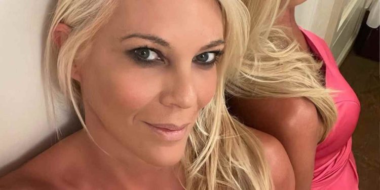 elenora daniele laurea