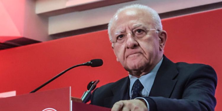 Vincenzo De Luca, governatore della Campania (Ansa)