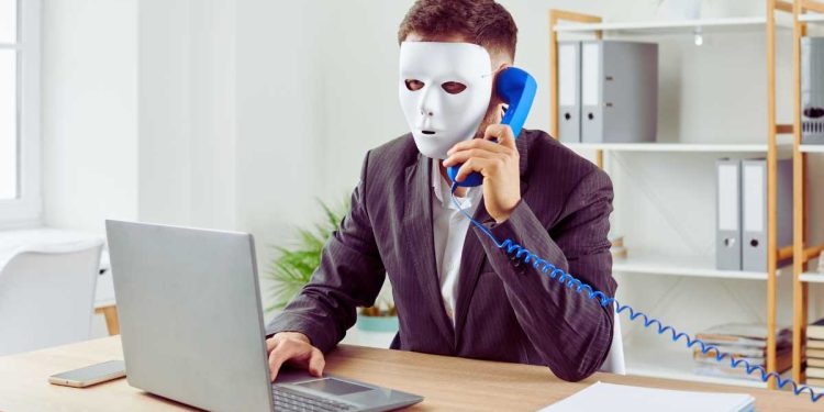 Truffe telefoniche, non dire mai questa parola