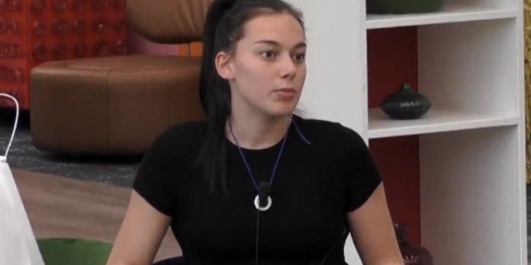 Giorgia Villa a The Couple (screen)