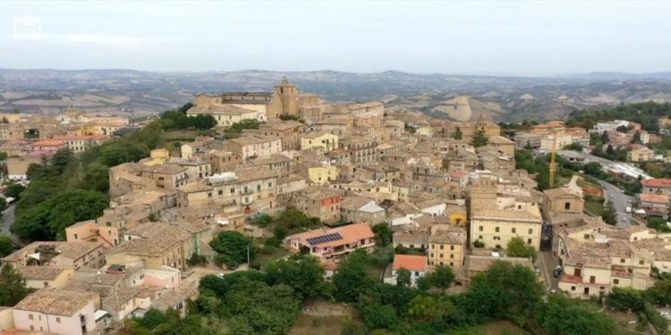 Penne, Pescara è in finale a Il Borgo dei Borghi (Screenshot)