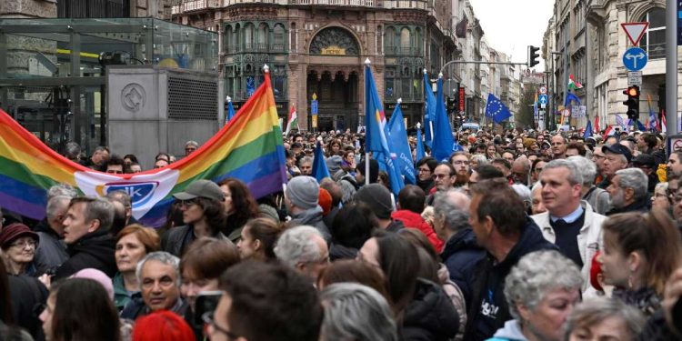 Ungheria, proteste pro-LGBT