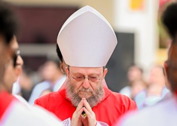 Mons. Paolo Martinelli, vicario apostolico dell'Arabia Meridionale (foto da Flickr, Apostolic Vicariate of Southern Arabia)