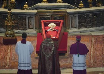 Salma Papa in San Pietro