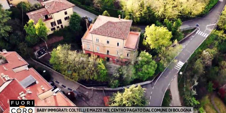 Il centro di accoglienza di Bologna (Foto: Fuori dal coro)