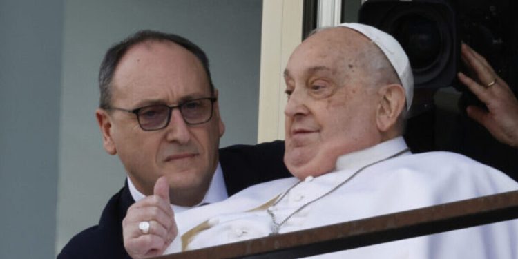 Massimiliano Strappetti infermiere di Papa Francesco