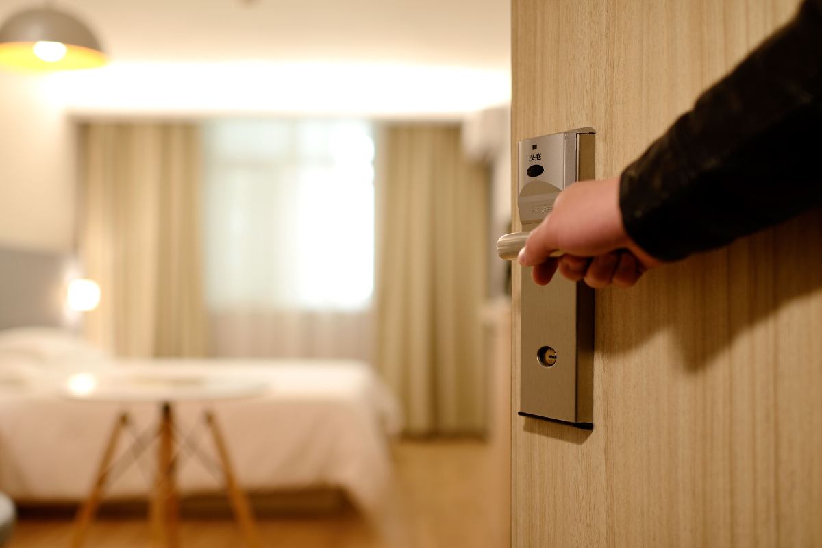 cosa non fare mai in hotel