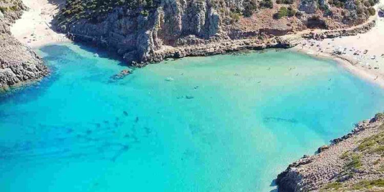 spiaggia meravigliosa in italia