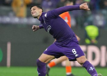 L'esultanza di Rolando Mandragora con la Fiorentina in Conference League (Foto ANSA)